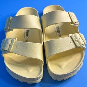 Birkenstock Women’s Sz 10 Yellow Double Strap Sandals Excellent Condition